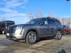 2026 Nissan Pathfinder SL SUV