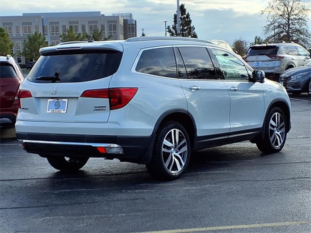 Used 2018 Honda Pilot Touring SUV