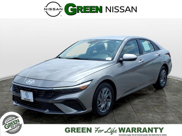 2024 Hyundai Elantra 2.0 SEL IVT's photo