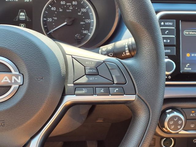 2025 Nissan Versa Sedan SV - Photo 14