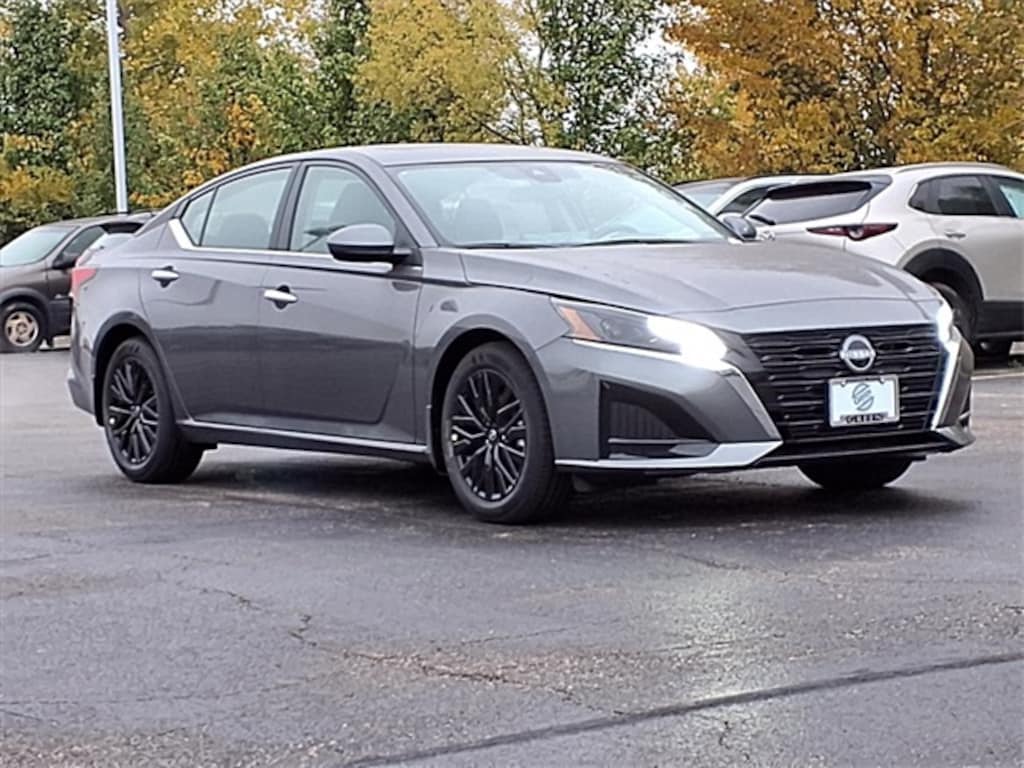 New 2025 Nissan Altima 2.5 SV Sedan