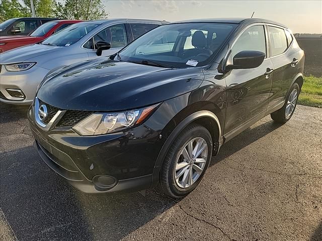 2017 Nissan Rogue Sport S