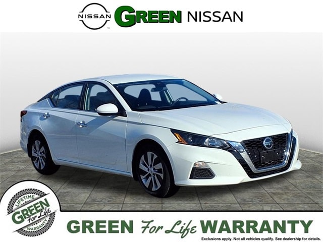 2022 Nissan Altima S's photo