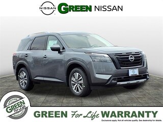 2025 Nissan Pathfinder SL SUV