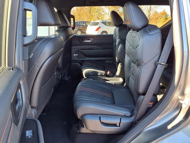 2026 Nissan Armada PRO-4X - Photo 18