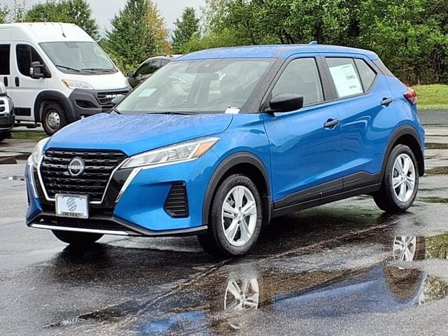 2025 Nissan KICKS PLAY Base - Photo 24