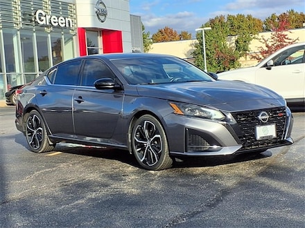 2023 Nissan Altima 2.5 SR Sedan