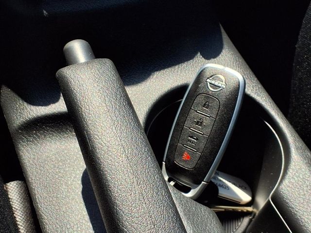 2025 Nissan Versa Sedan SV - Photo 11