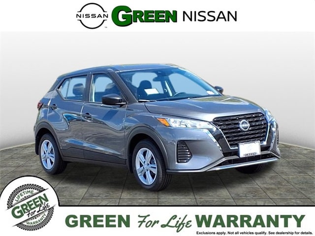 2025 Nissan KICKS PLAY Base's photo