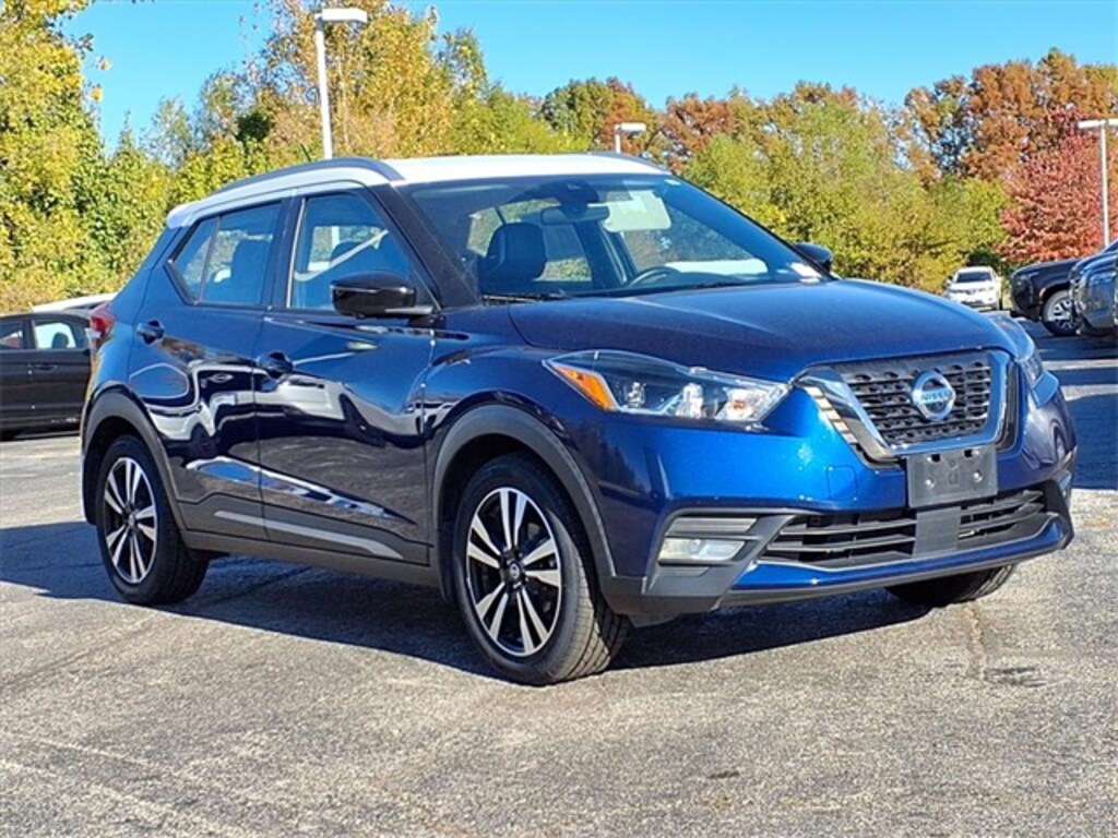 Used 2020 Nissan Kicks SR SUV