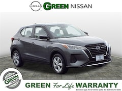 2025 Nissan Kicks Play S SUV