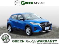 2025 Nissan Kicks Play S SUV