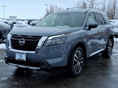 2025 Nissan Pathfinder Platinum SUV