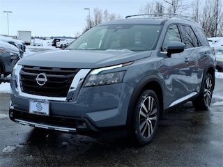 2025 Nissan Pathfinder Platinum SUV