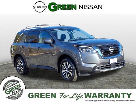 2023 Nissan Pathfinder SL SUV