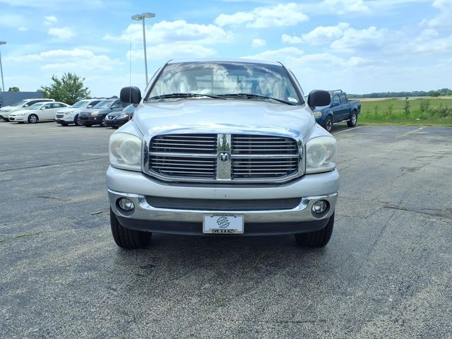Used 2008 Dodge Ram 1500 Pickup SLT with VIN 1D7HU18NX8S556075 for sale in Springfield, IL