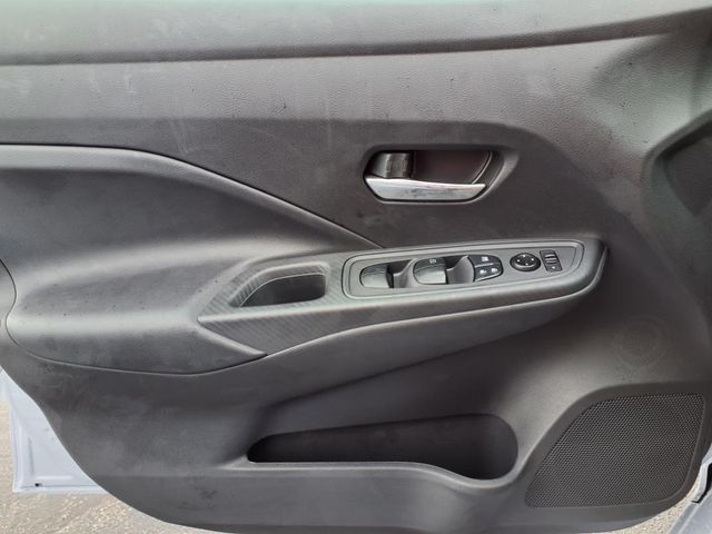 2025 Nissan Versa Sedan SV - Photo 15