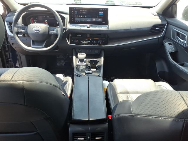 2025 Nissan Rogue Platinum - Photo 8