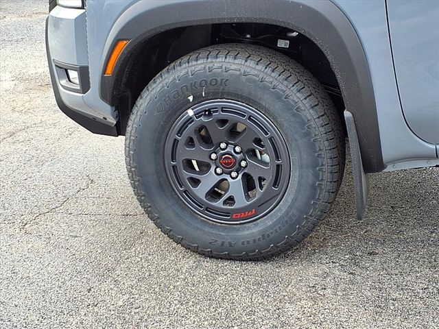 2025 Nissan Frontier PRO-4X - Photo 18