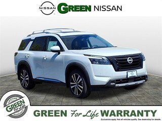 2025 Nissan Pathfinder Platinum SUV
