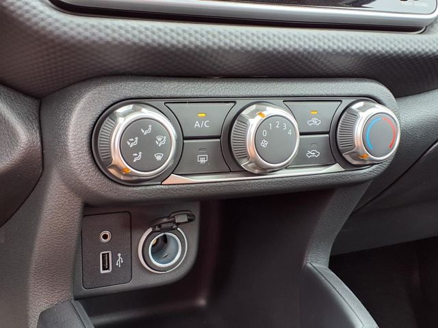 2025 Nissan KICKS PLAY Base - Photo 9