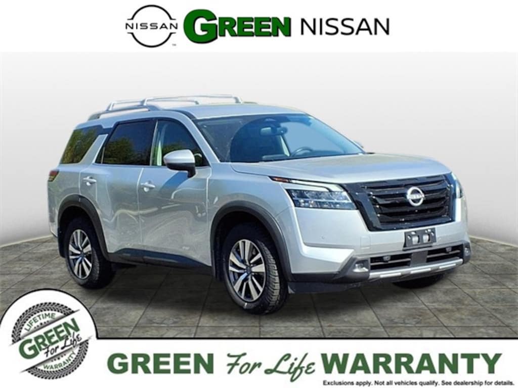 Used 2022 Nissan Pathfinder SL SUV