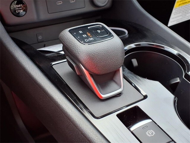 2025 Nissan Rogue SL - Photo 13