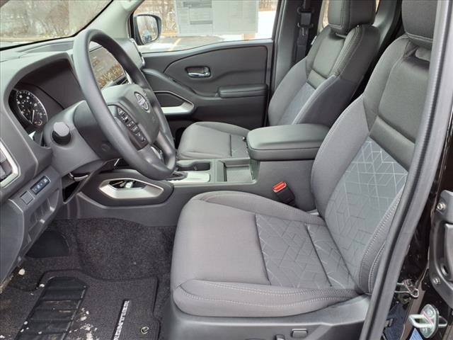 2025 Nissan Frontier SV - Photo 19
