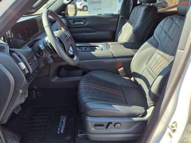 2025 Nissan Armada PRO-4X - Photo 22
