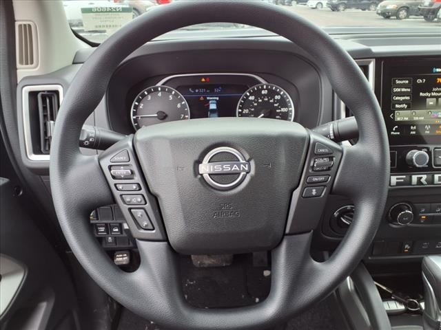 2025 Nissan Frontier SV - Photo 11
