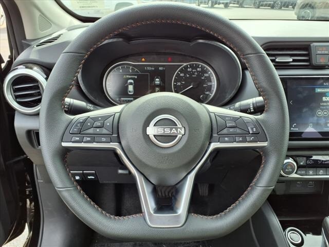 2025 Nissan Versa Sedan SR - Photo 13