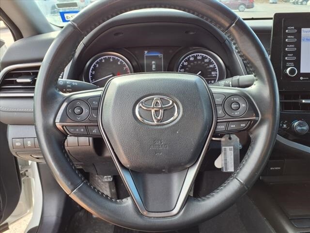 2023 Toyota Camry SE - Photo 12