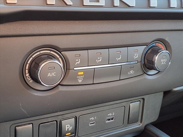 2025 Nissan Frontier SV - Photo 9