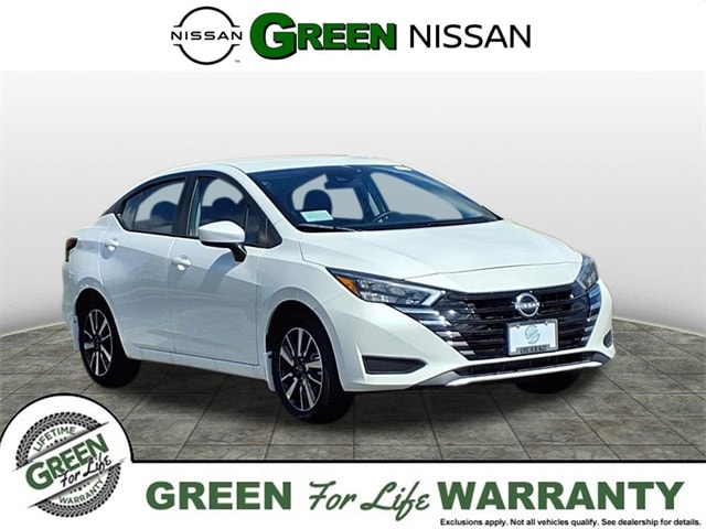 2025 Nissan Versa Sedan SV's photo