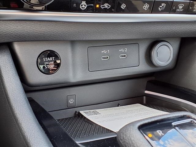 2025 Nissan Rogue SL - Photo 11