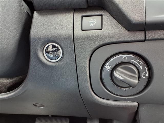 2025 Nissan Frontier PRO-4X - Photo 13