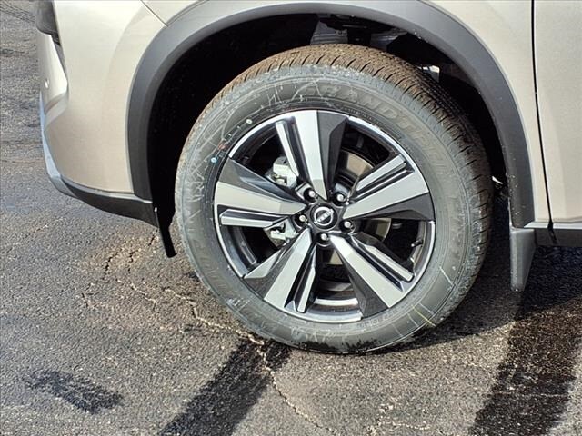 2025 Nissan Rogue SL - Photo 21