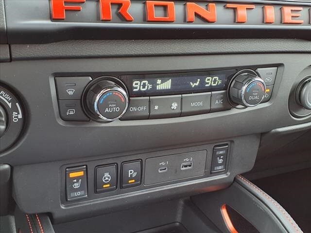 2025 Nissan Frontier PRO-4X - Photo 10