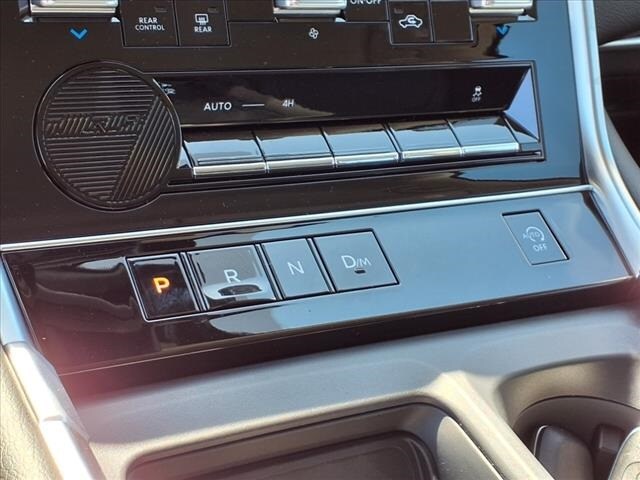 2025 Nissan Armada SV - Photo 11