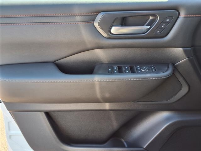 2025 Nissan Armada PRO-4X - Photo 19
