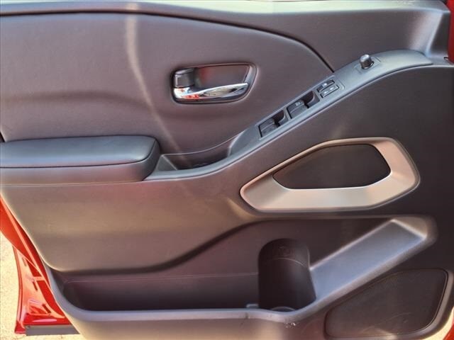 2025 Nissan Frontier SV - Photo 18