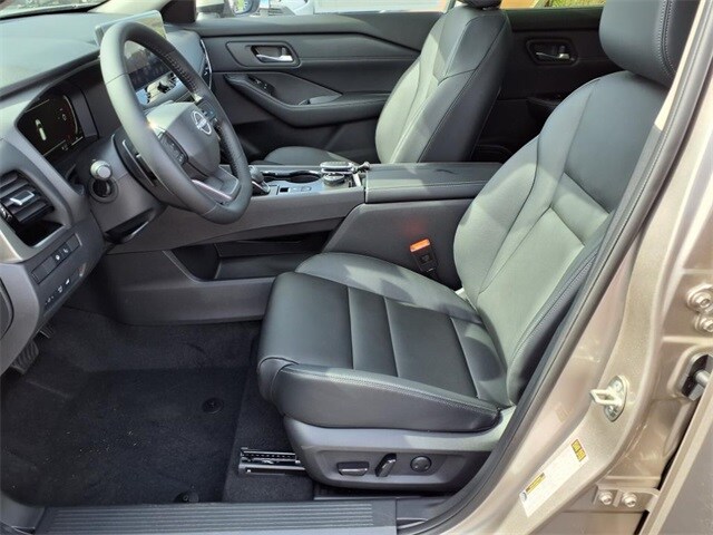 2025 Nissan Rogue SL - Photo 23
