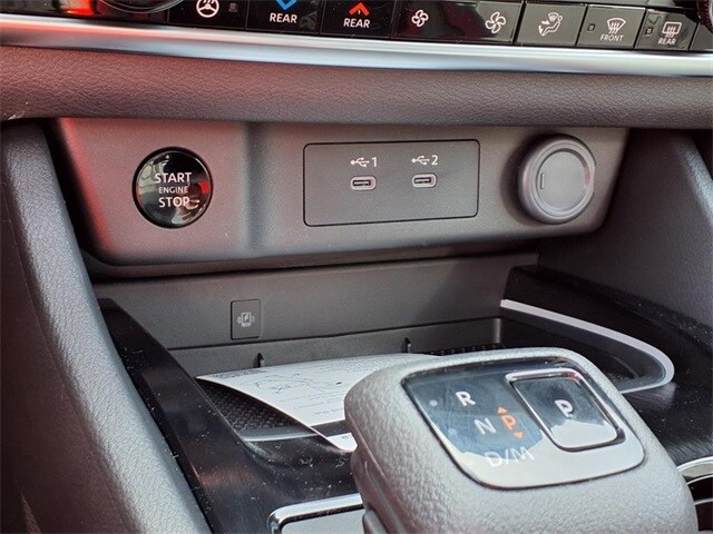 2025 Nissan Rogue SL - Photo 12