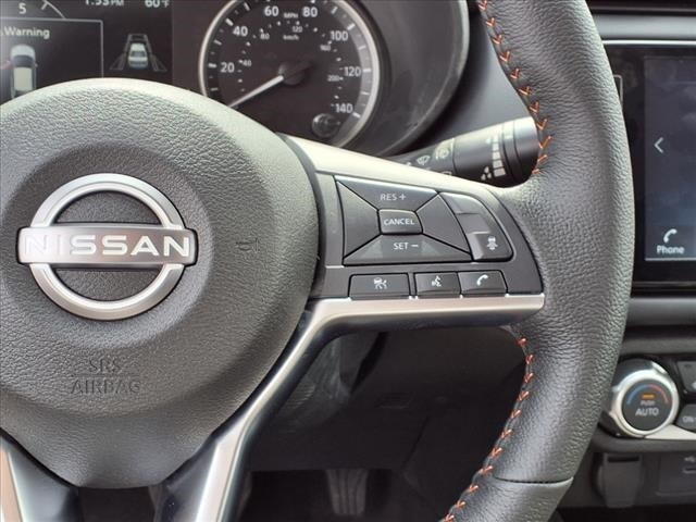 2025 Nissan Versa Sedan SR - Photo 15