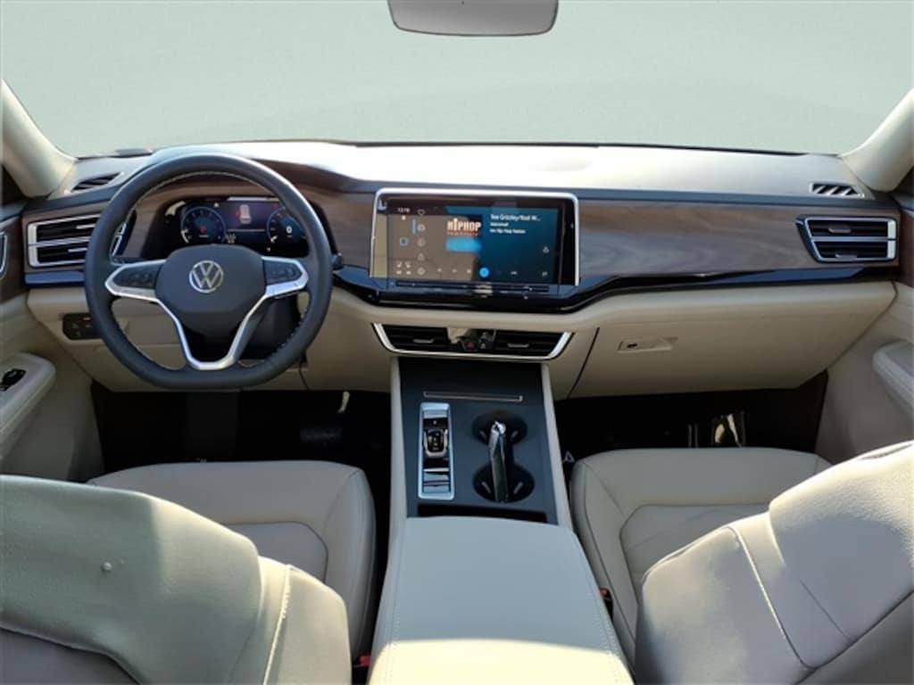 New 2026 Volkswagen Atlas 2.0T SE 4Motion SUV