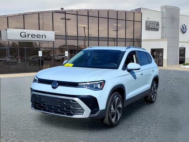 2027 Volkswagen Taos 1.5T SE SUV