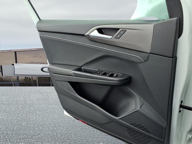 2026 Volkswagen Taos SE Black - Photo 15