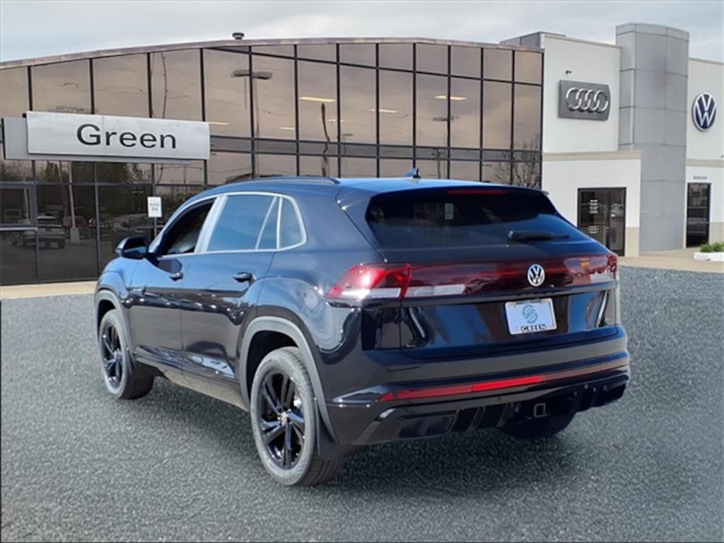 New 2026 Volkswagen Atlas Cross Sport 2.0T SEL R-Line Black 4Motion SUV