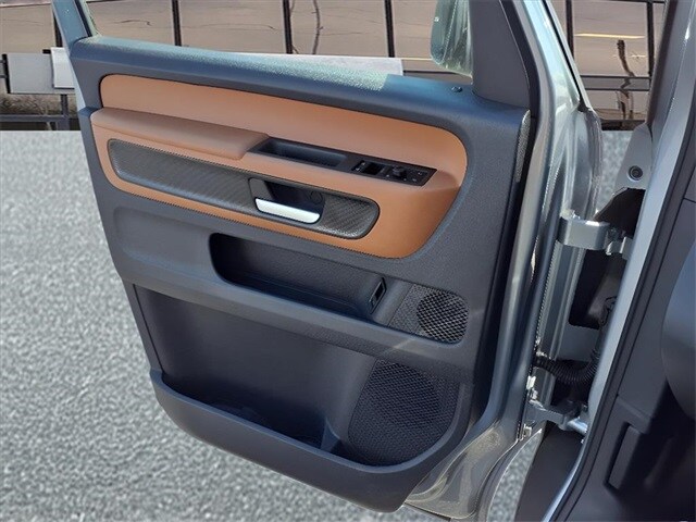 2025 Volkswagen ID. Buzz Pro S - Photo 16