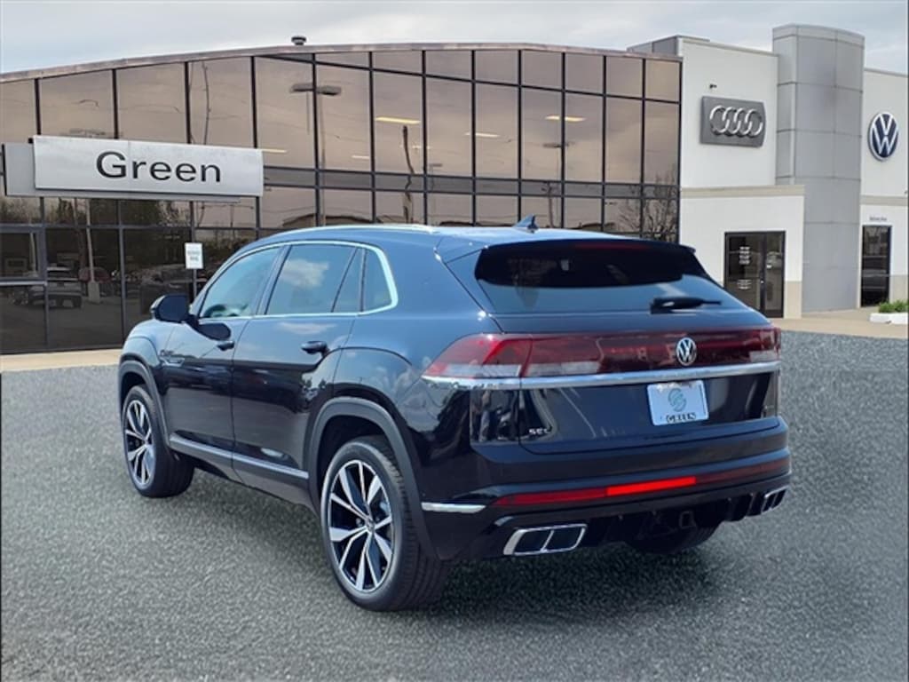 New 2025 Volkswagen Atlas Cross Sport 2.0T SEL Premium R-Line 4Motion SUV